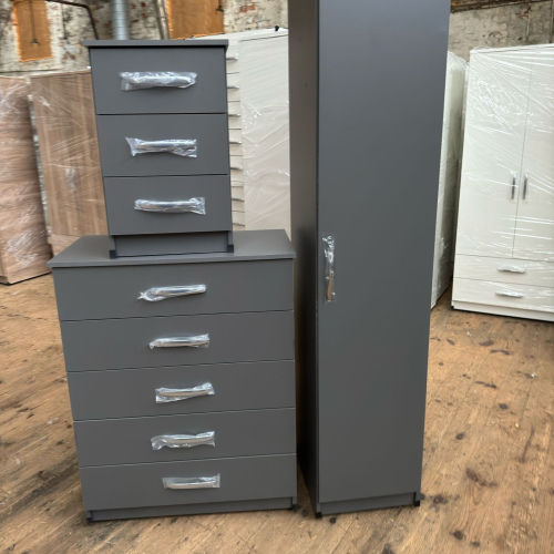 Single door wardrobe